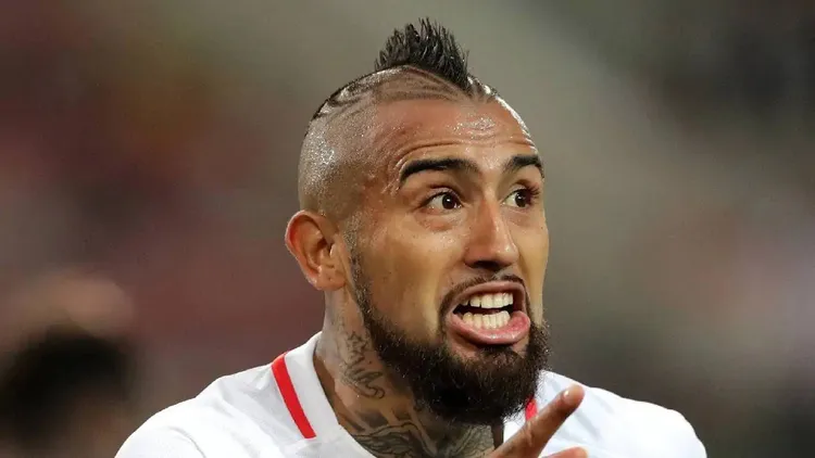 /images/a/r/t/arturo-vidal.jpg