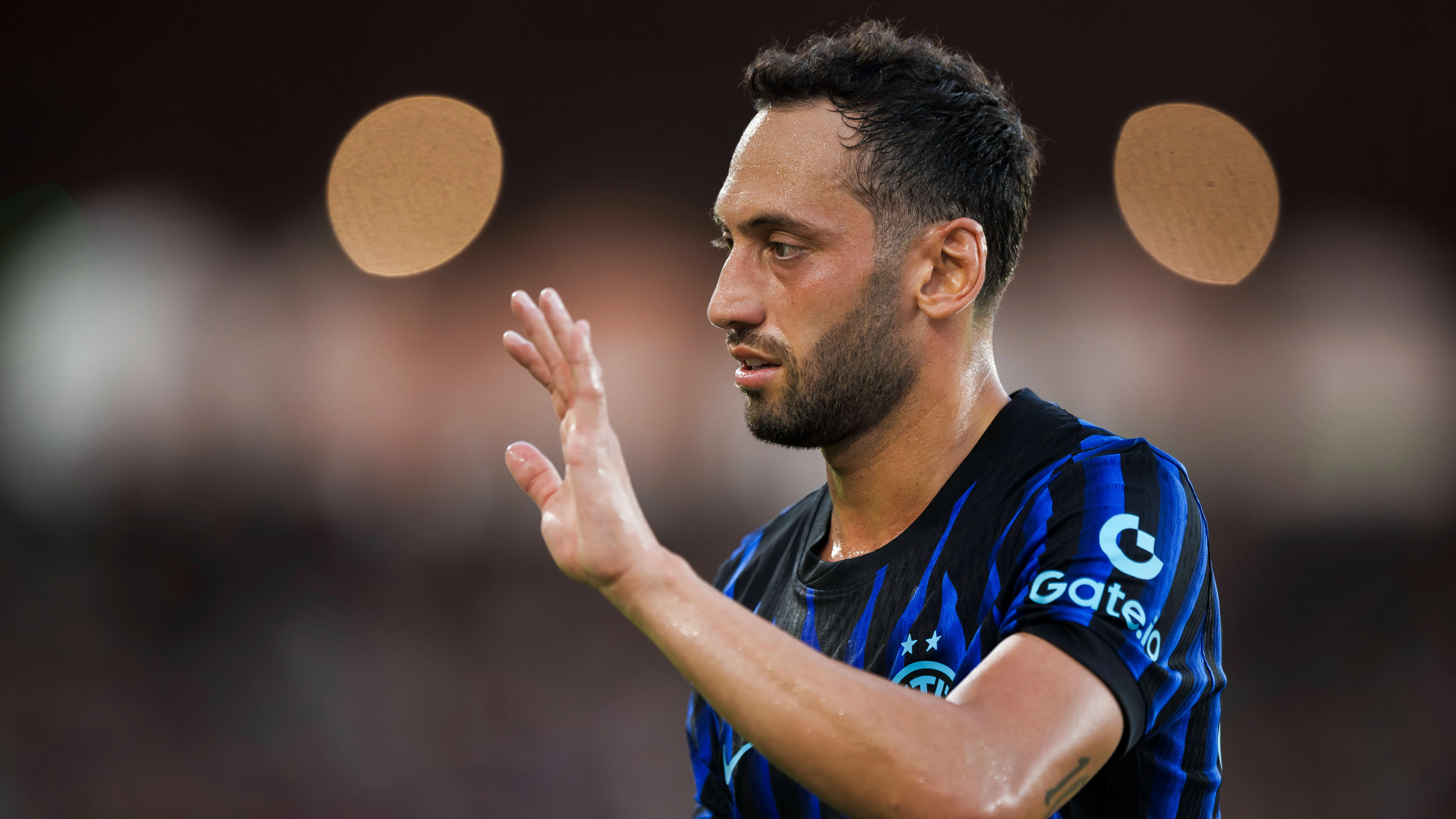 Hakan Calhanoglu