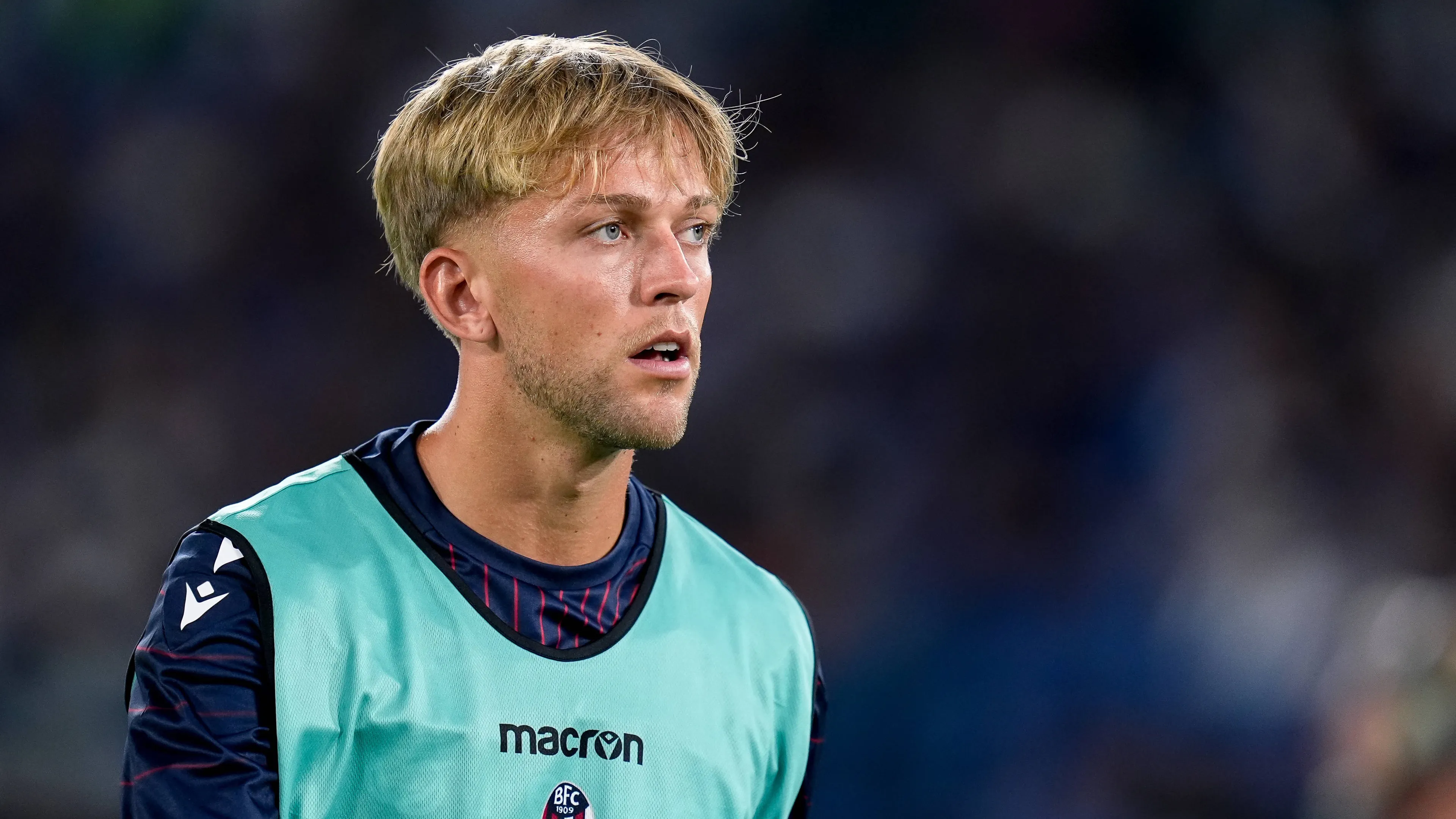karlsson saluta il bologna
