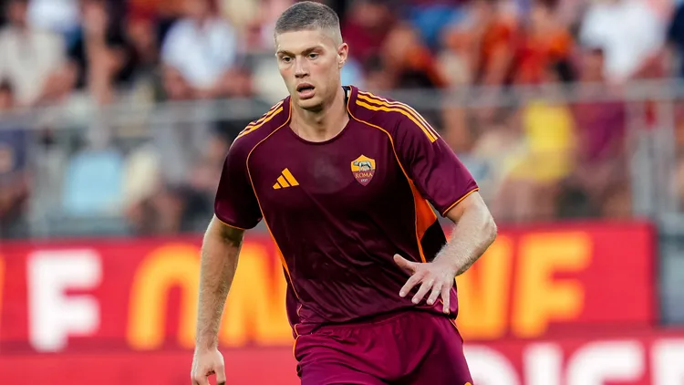 /images/a/s/-/as-roma-v-neom-pre-season-friendly-match-artem-dovbyk-of-as-roma-in-action-during-the-pre-season-friendly-match-between-as-roma-and-neom-sc-at-stadio-benito-stirpe-on-august-16-2025-in-frosinone-italy-frosinone-stadio-benito-stirpe-lazio-italy-copyright-xgiuseppexmaffiax-250816roma-neomgm7949jpg_1756238071820.jpg