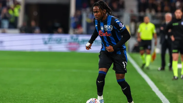 /images/a/t/a/atalanta-bc-vs-as-roma-serie-a-2024-25-12-05-2025-ademola-lookman-of-atalanta-bc-seen-in-action-during-serie-a-2024-25-football-match-between-atalanta-bc-and-as-roma-at-gewiss-stadium-atalanta-bc-vs-as-roma-serie-a-2024-25-12-05-2025-ademola-lookman-of-atalanta-bc-seen-in-action-during-serie-a-2024-25-football-match-between-atalanta-bc-and-as-roma-at-gewiss-stadium-copyright-xbeautifulxsports-carabellixjpg_1754666116656.jpg