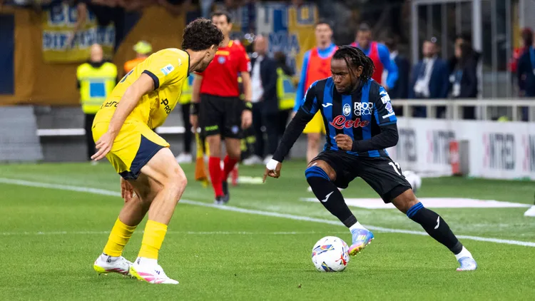 /images/a/t/a/atalanta-v-parma-serie-a-ademola-lookman-plays-during-the-serie-a-match-between-atalanta-and-parma-at-gewiss-stadium-in-bergamo-italy-on-may-25-2025-bergamo-bergamo-italy-copyright-xmairoxcinquettix-originalfilenamecinquetti-atalanta250525npcltjpgjpg_1753869298273.jpg