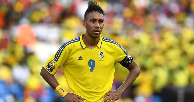 /images/a/u/b/aubameyang-cropped_15m5ydu0f09501f2qwuhdh524h.jpg