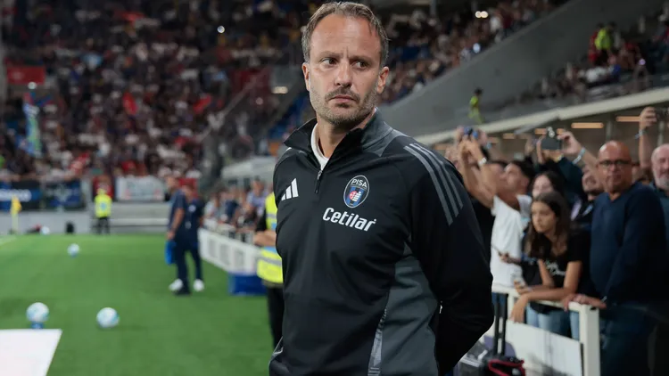 /images/a/u/g/august-24-2025-bergamo-italy-alberto-gilardino-of-ac-pisa-1909-seen-during-the-italian-serie-a-soccer-match-between-atalanta-bc-and-ac-pisa-1909-at-gewiss-stadium-final-score-atalanta-bc-11-pisa-bergamo-italy-zumas197-20250824aaas197332-copyright-xemanuelexpennnacchioxjpg_1756135166524.jpg