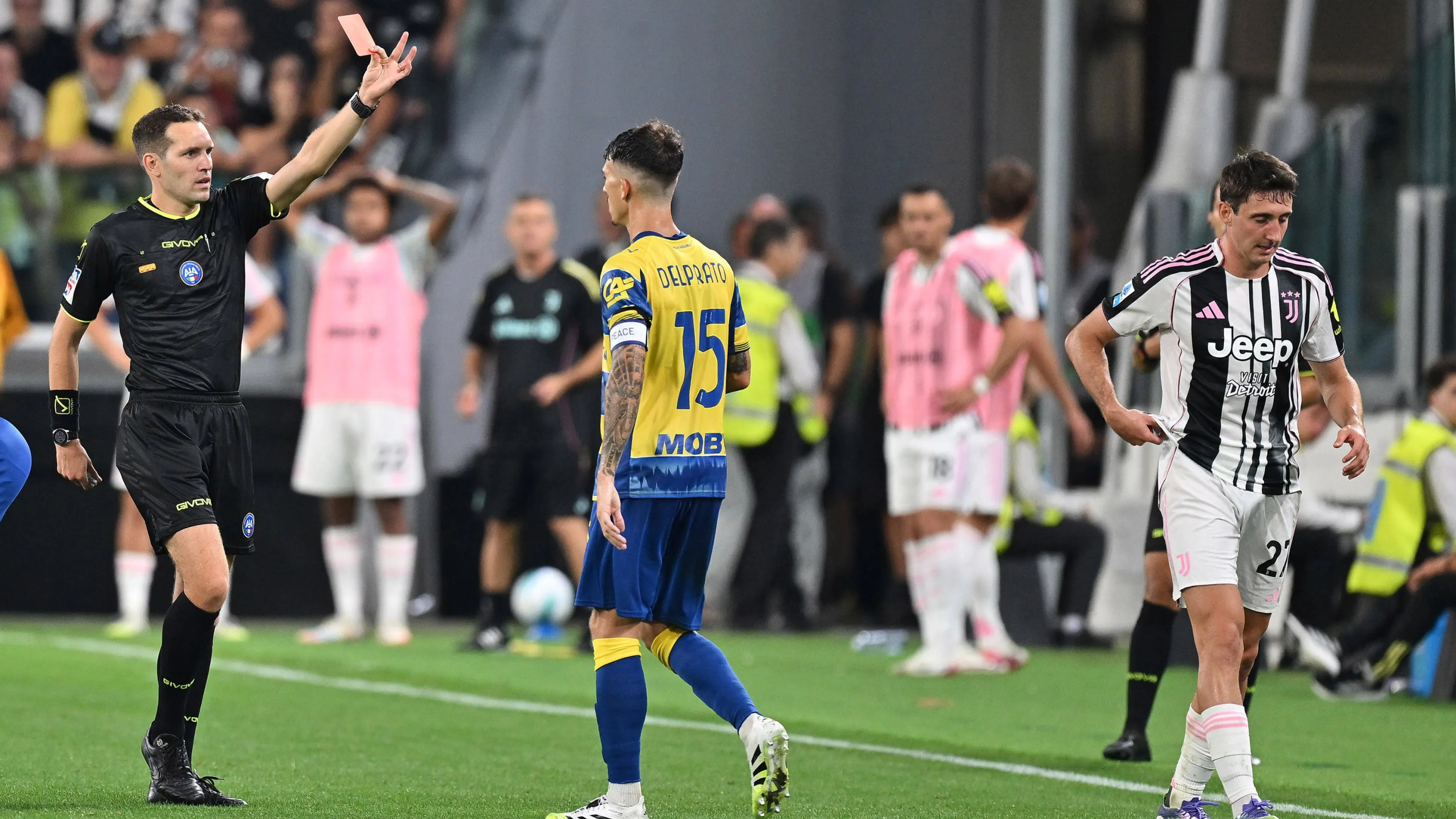 Juventus, Cambiaso si scusa sui social: "Non sono una persona violenta, mi vergogno"