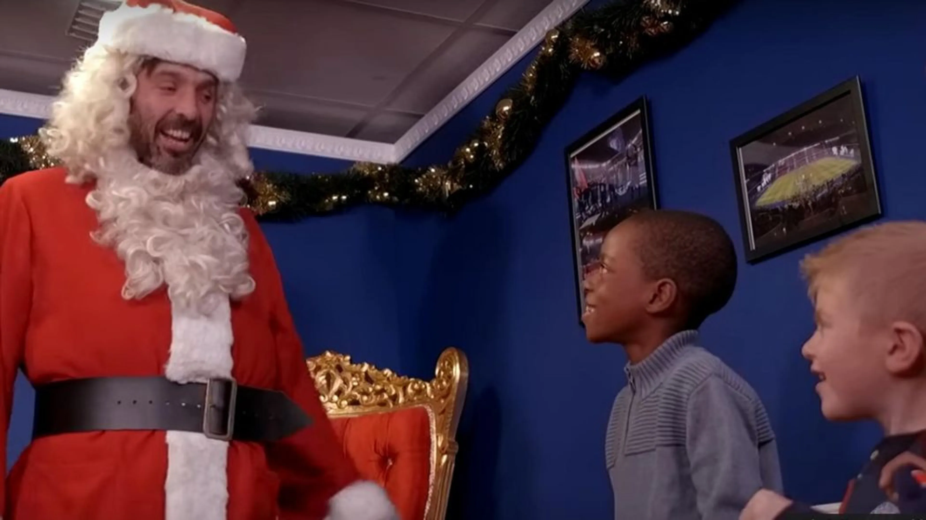 Copertina di Babbo Natale Buffon: una sorpresa per i bimbi del PSG (VIDEO)