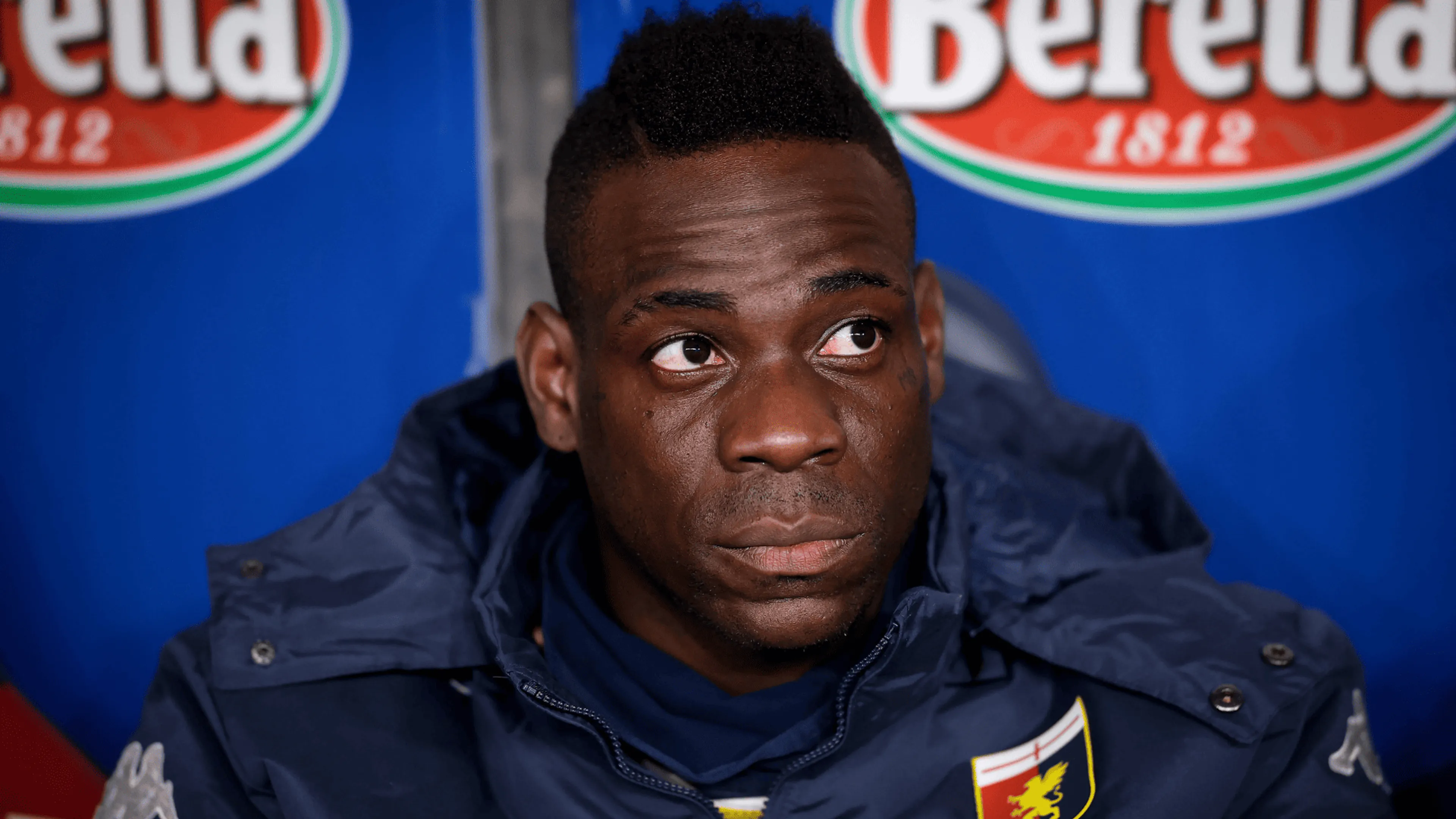 Copertina di Balotelli, ennesima frecciata a Vieira: la storia Instagram dell'attaccante del Genoa