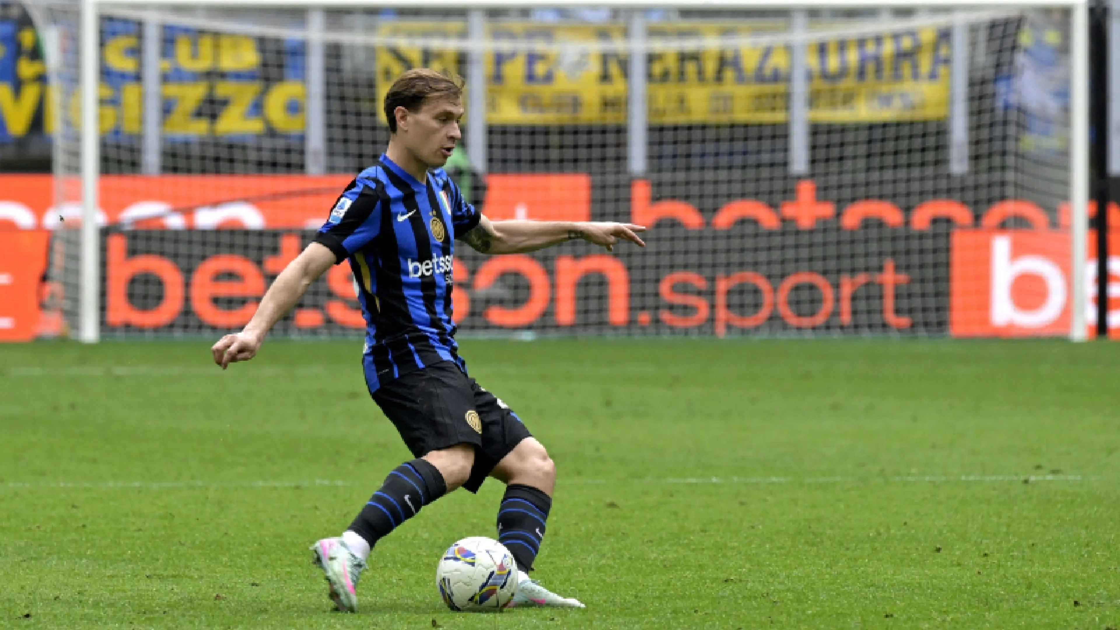 "Mi dai la maglia?". Tutta la classe di Barella nella risposta a Pisilli