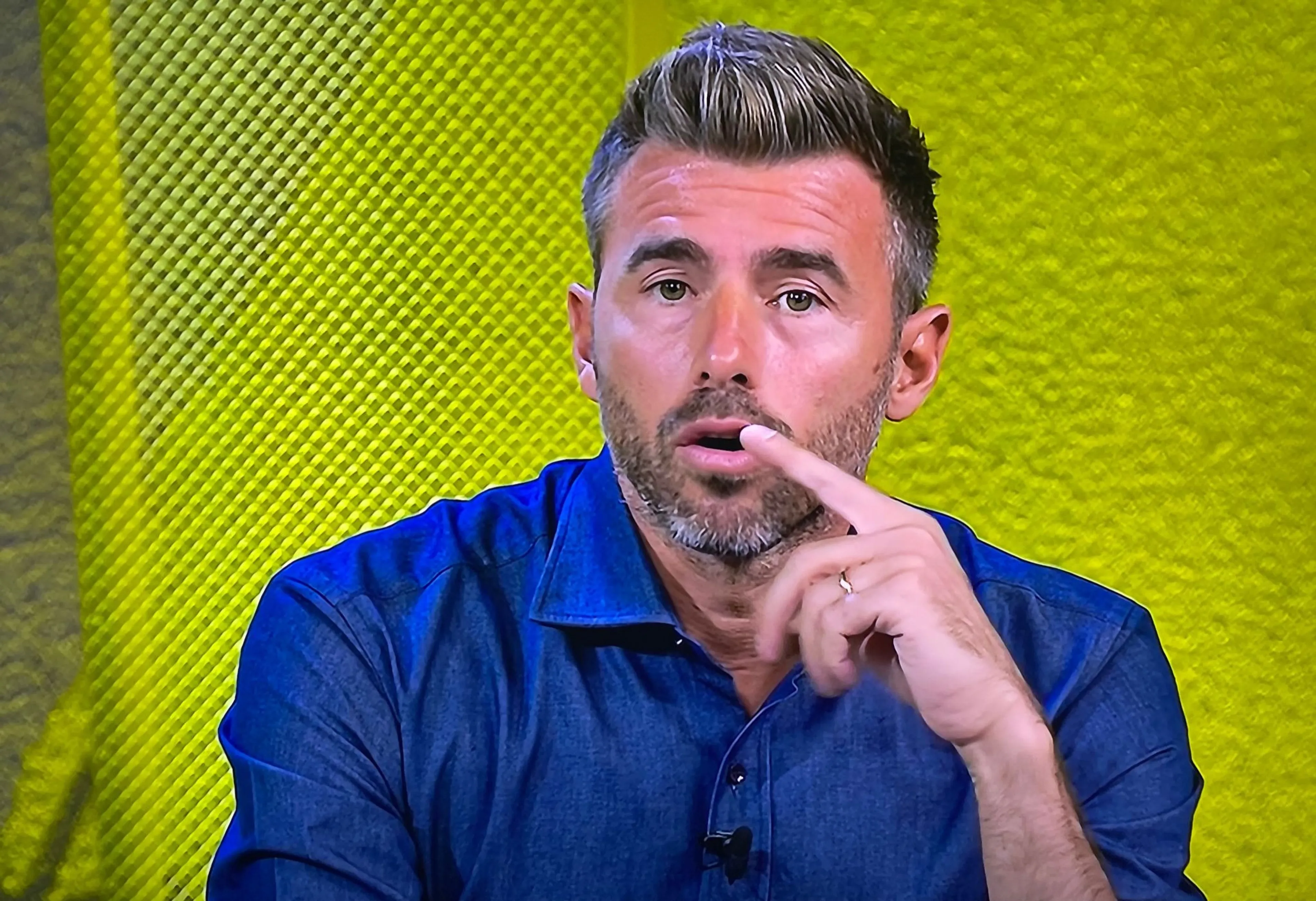 Copertina di Barzagli bacchetta la Juve: “Il Verona ha avuto vita facile. Dybala l’unico a fare qualcosa”