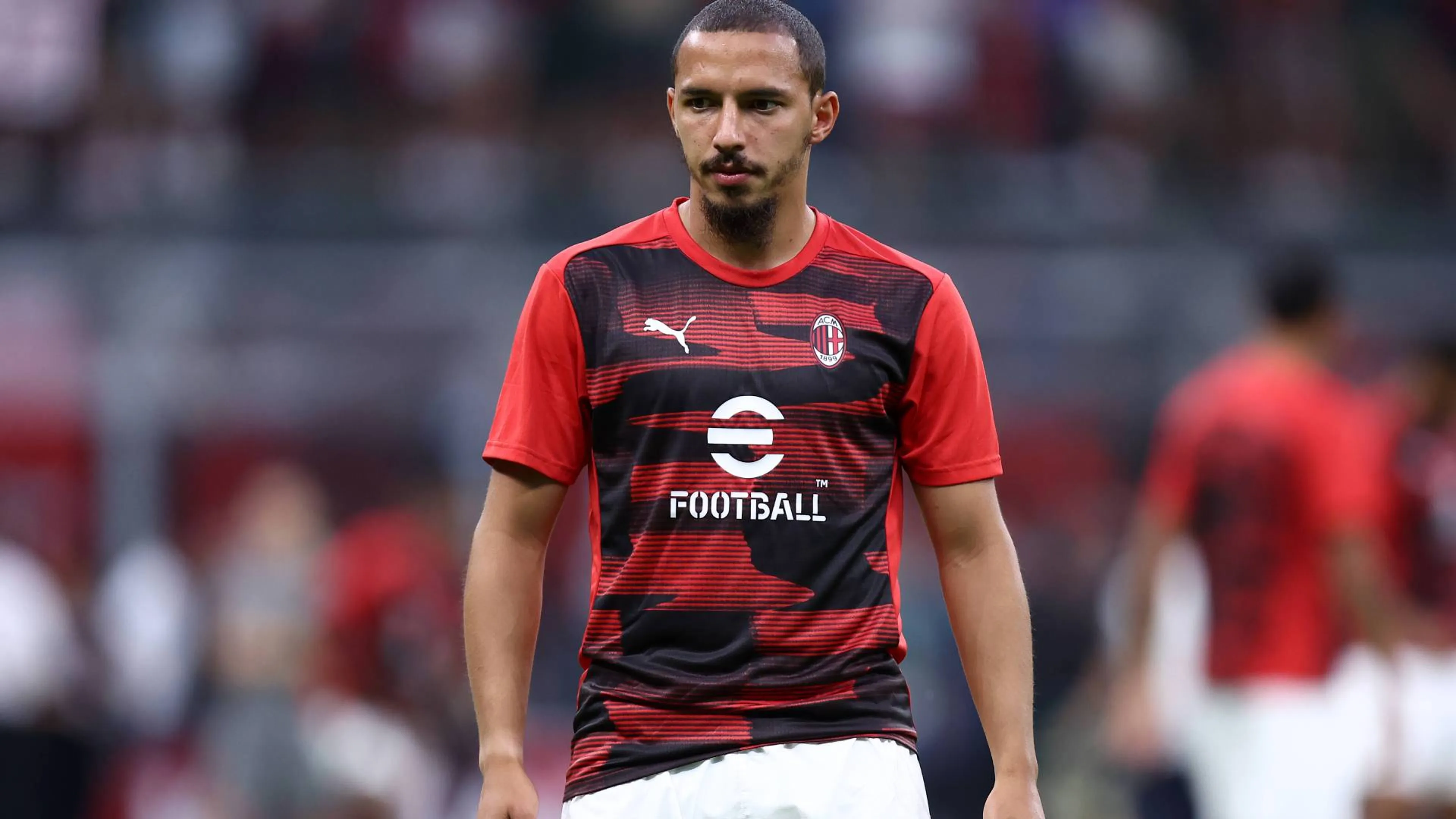 Copertina di Milan, Bennacer in sedia a rotelle. Preoccupazione in casa rossonera