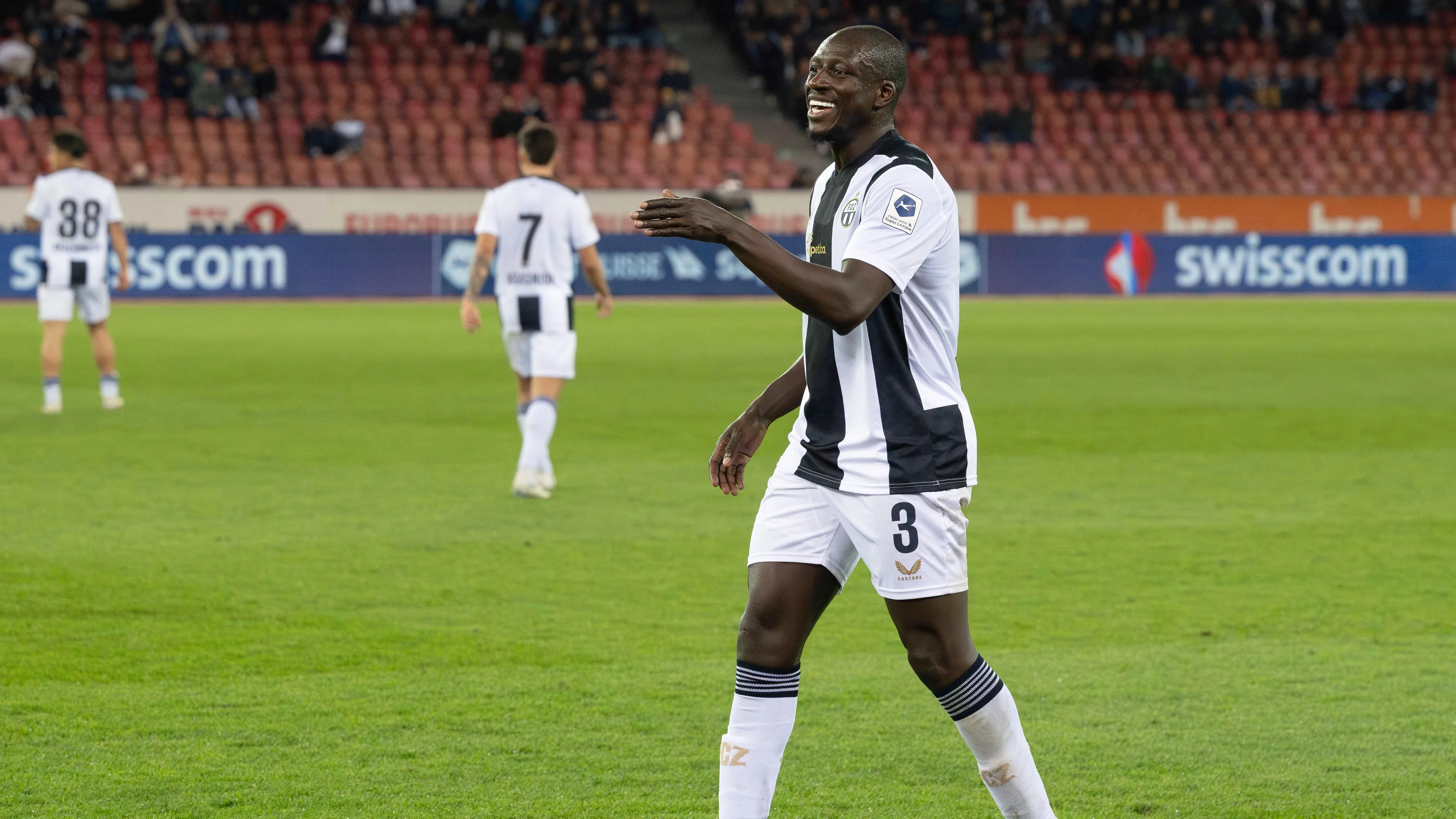 Valeva 50 milioni ed era tra i migliori nel suo ruolo, adesso riparte dalla Polonia: la parabola di Mendy