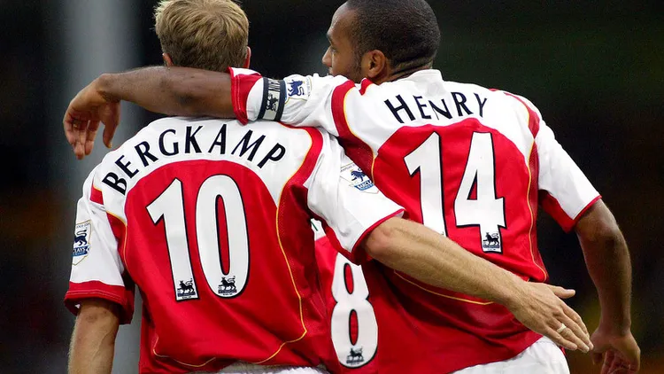 /images/b/e/r/bergkamp-henry.jpg