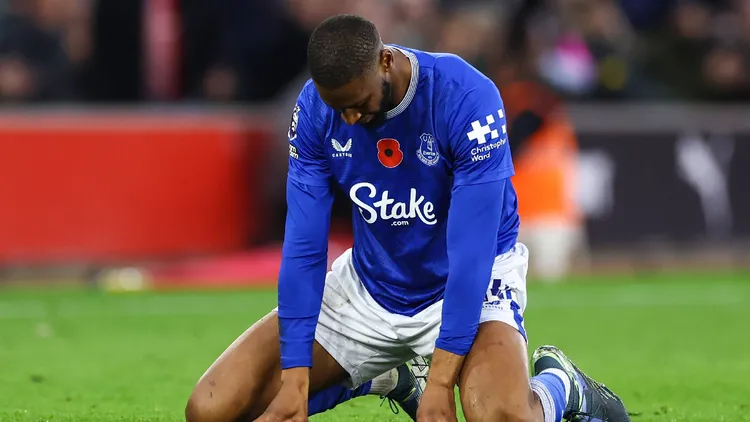 /images/b/e/t/beto-attaccante-everton.jpg