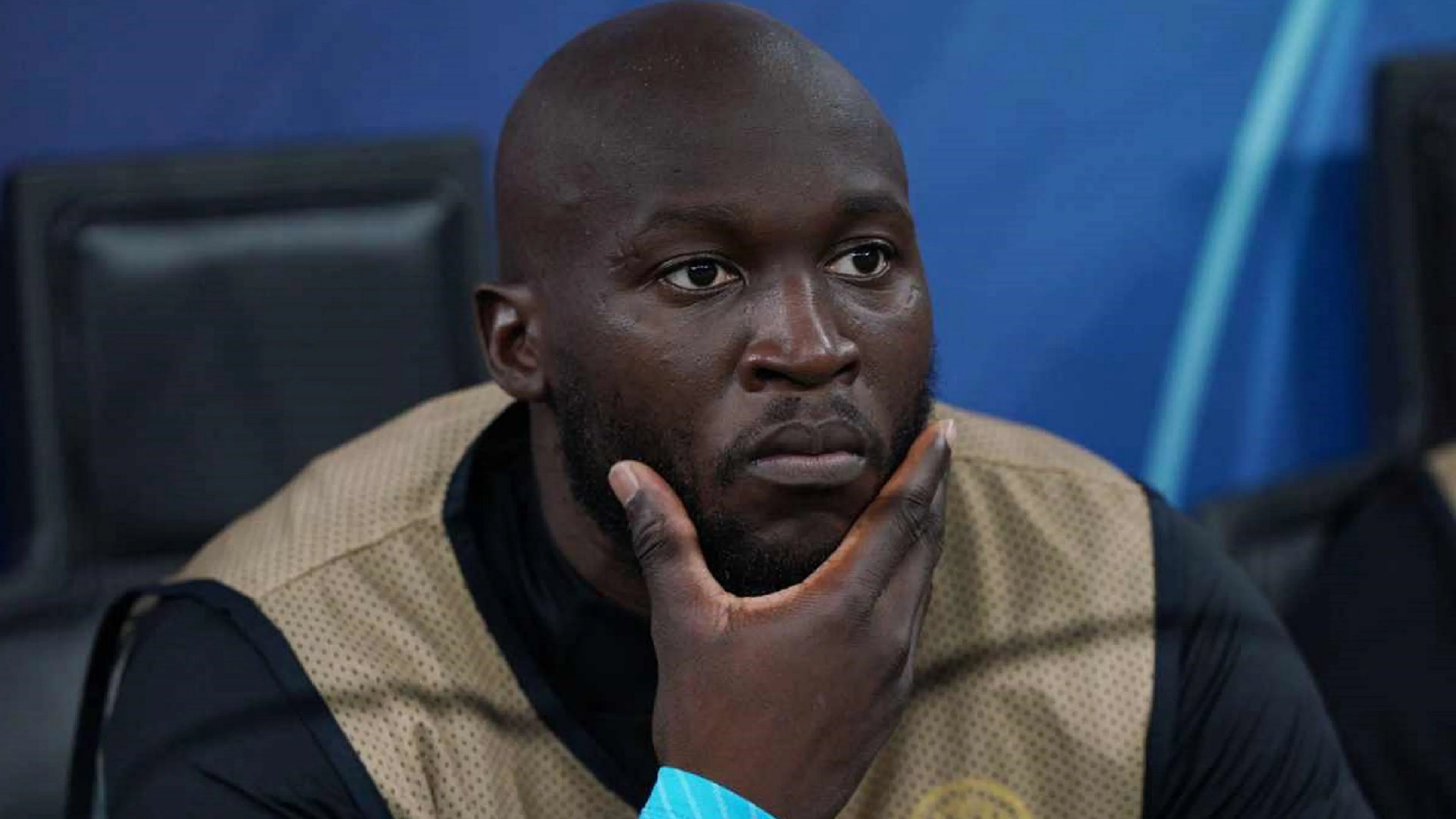 Copertina di Telegraph: "Lukaku stufo della Juve, ora vuole un'altra". E le condizioni del Chelsea cambiano