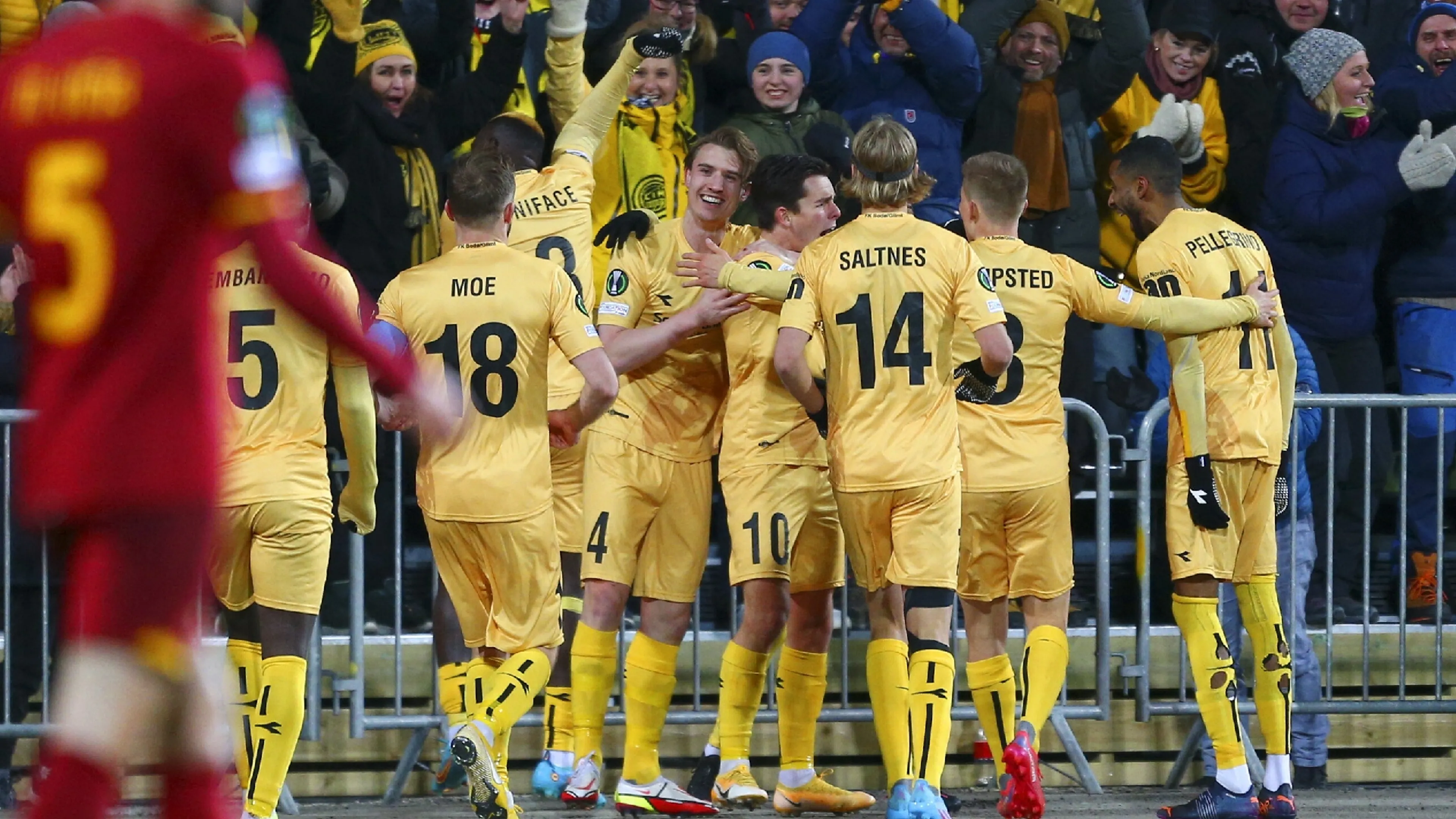 Copertina di Il Bodo Glimt "pensa" ancora alla Roma: l'insulto ai giallorossi nella presentazione del nuovo acquisto (VIDEO)