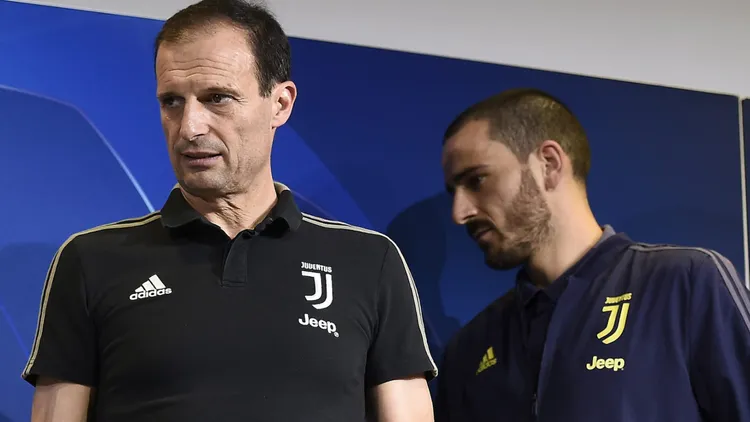 /images/b/o/n/bonucci-allegri-lite.jpg
