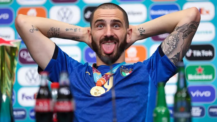 /images/b/o/n/bonucci-inglesi.jpg