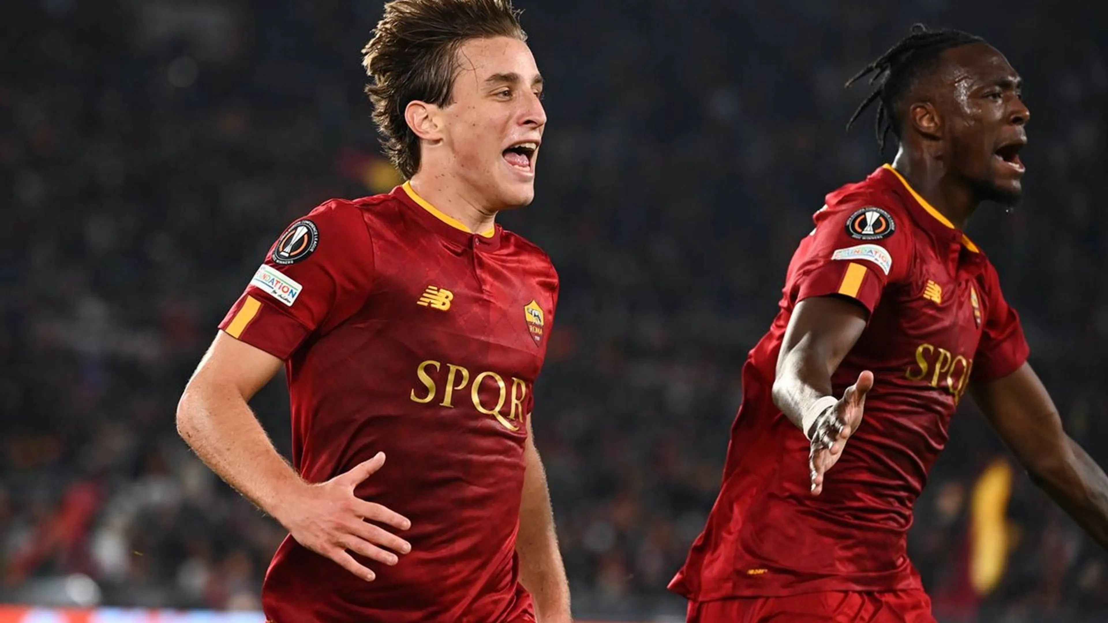 Copertina di La Roma fa un passo verso la finale di Europa League: il gol di Bove regala la vittoria a Mou