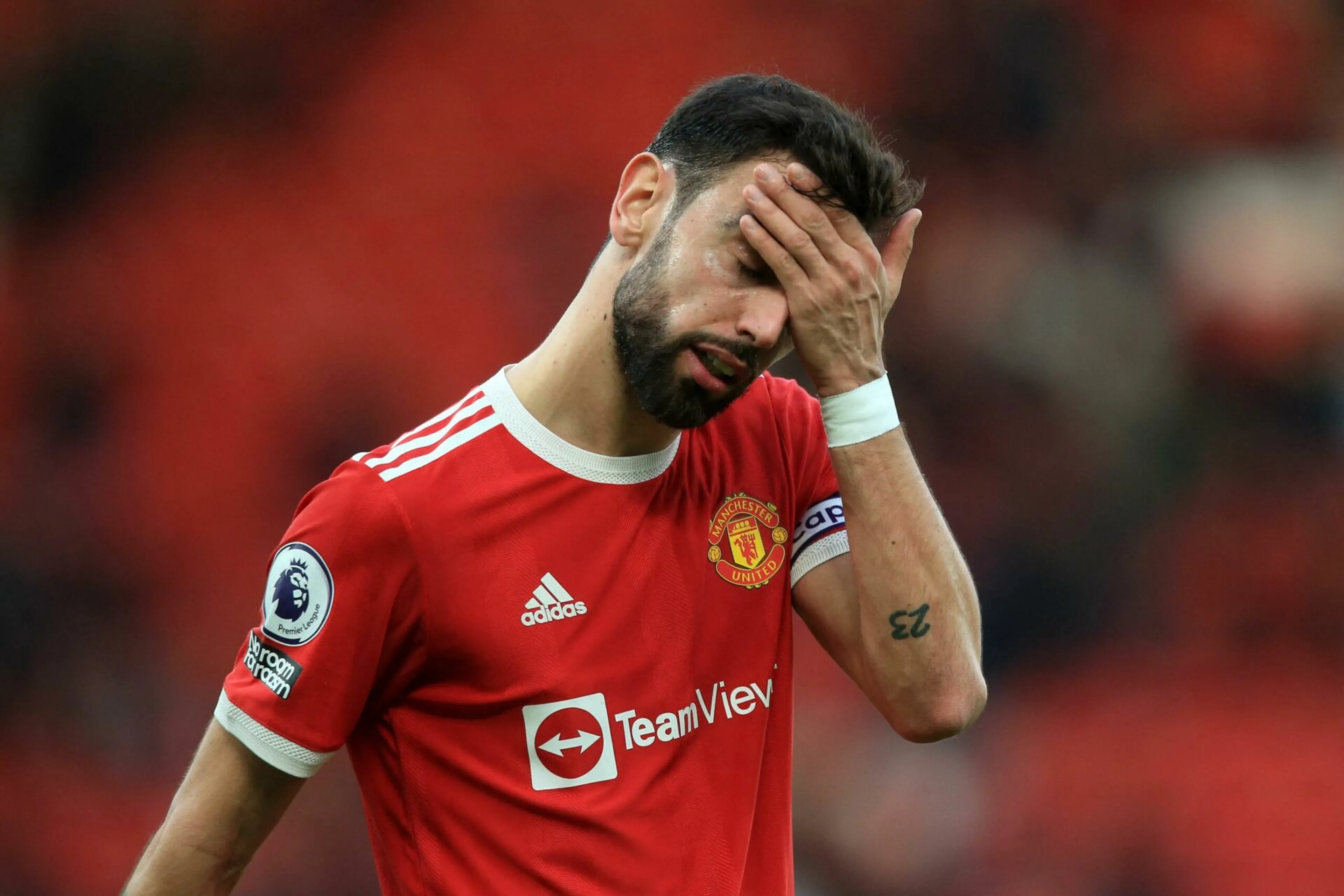 Copertina di Tifosi United mettono Bruno Fernandes sul patibolo: “Giocatore più sopravvalutato al mondo”