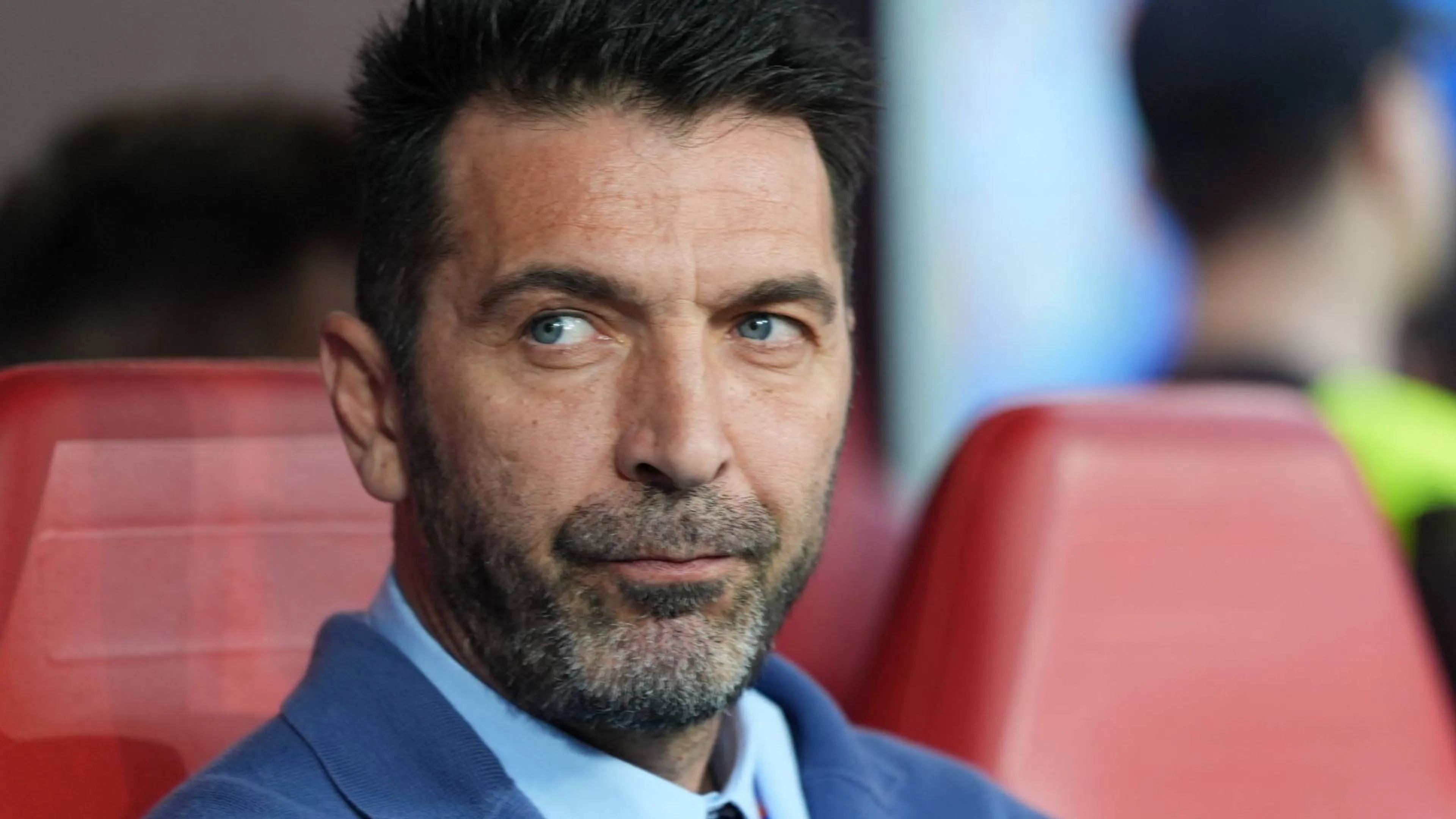 Copertina di Ufficiale, Buffon rinnova con l'Italia: "L'azzurro è la mia seconda pelle"