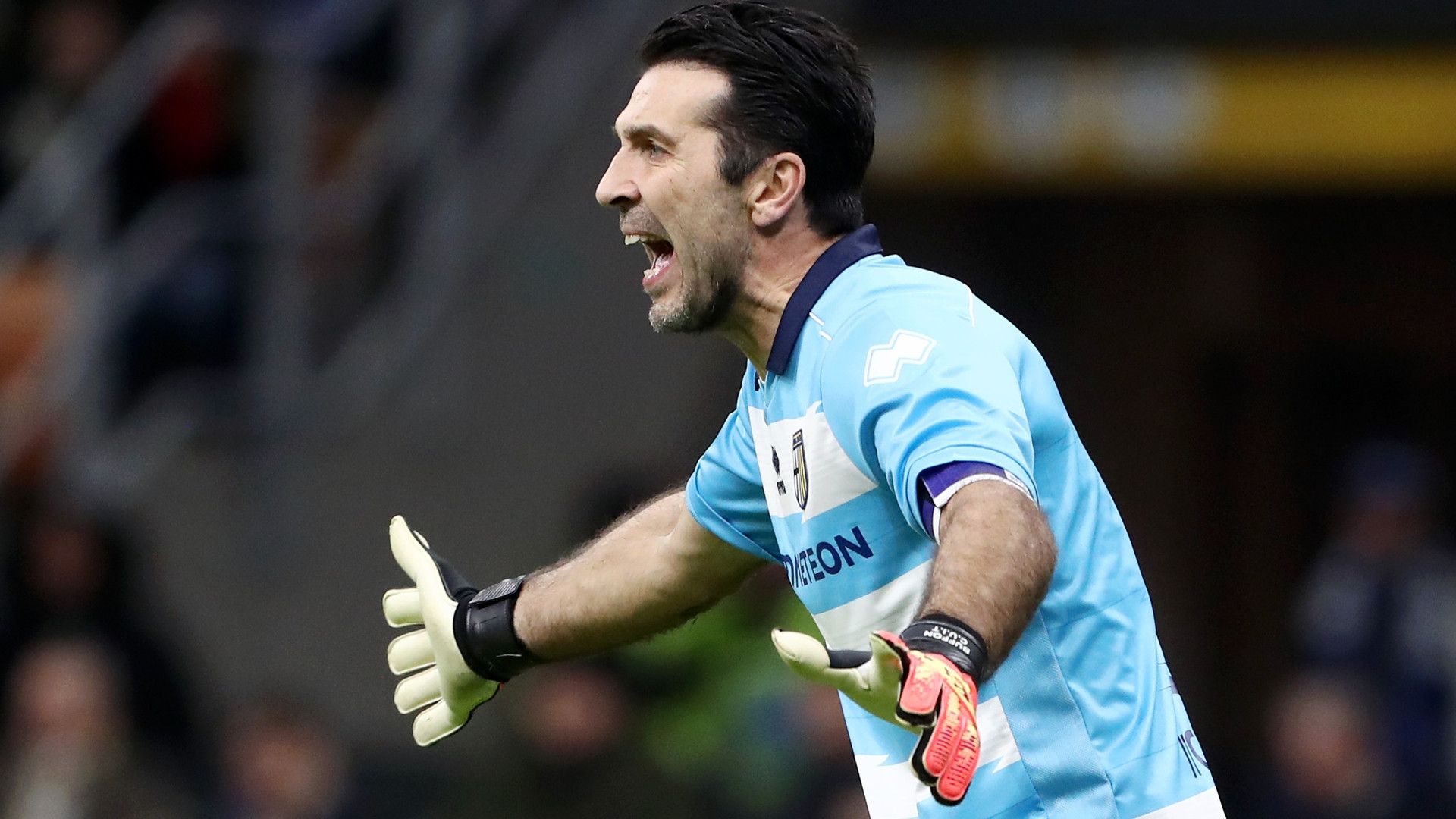 buffon-in-porta-per-il-parma-a-san-siro