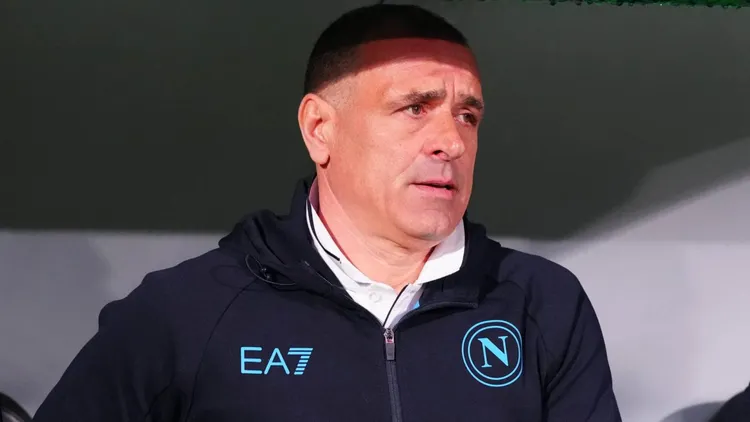 /images/c/a/l/Calzona-deluso-nel-post-partita-di-Napoli-Atalanta.jpg