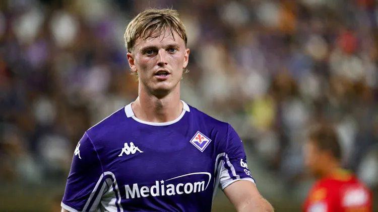 /images/c/a/l/calcio-amichevole-acf-fiorentina-vs-japan-university-fa-acf-fiorentina-s-forward-albert-gudmundsson-during-acf-fiorentina-vs-japan-university-fa-friendly-football-match-in-bagno-a-ripoli-fi-italy-august-14-2025-bagno-a-ripoli-fi-italy-copyright-xipaxsport-abacaxjpg_1757756527553.jpg