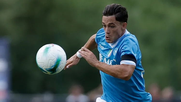 /images/c/a/l/calcio-amichevole-napoli-vs-catanzaro-giacomo-raspadori-of-ssc-napoli-controls-the-ball-during-the-summer-friendly-match-between-ssc-napoli-vs-catanzaro-at-the-pre-season-training-camp-in-val-di-sole-in-trentino-dimaro-folgarida-of-ssc-napoli-corciato-italy-copyright-xipaxsport-abacaxjpg_1753728391112.jpg