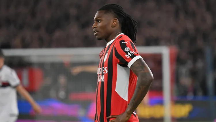 /images/c/a/l/calcio-coppa-italia-final-ac-milan-vs-bologna-fc-rafael-leao-of-ac-milan-during-italy-cup-football-final-milan-v-bologna-olimpic-stadium-rome-may-14th-2025-mattia-vian-during-final-ac-milan-vs-bologna-fc-italian-football-coppa-italia-match-in-rome-italy-may-14-2025-rome-italy-copyright-xipaxsport-abacaxjpg_1749295583958.jpg