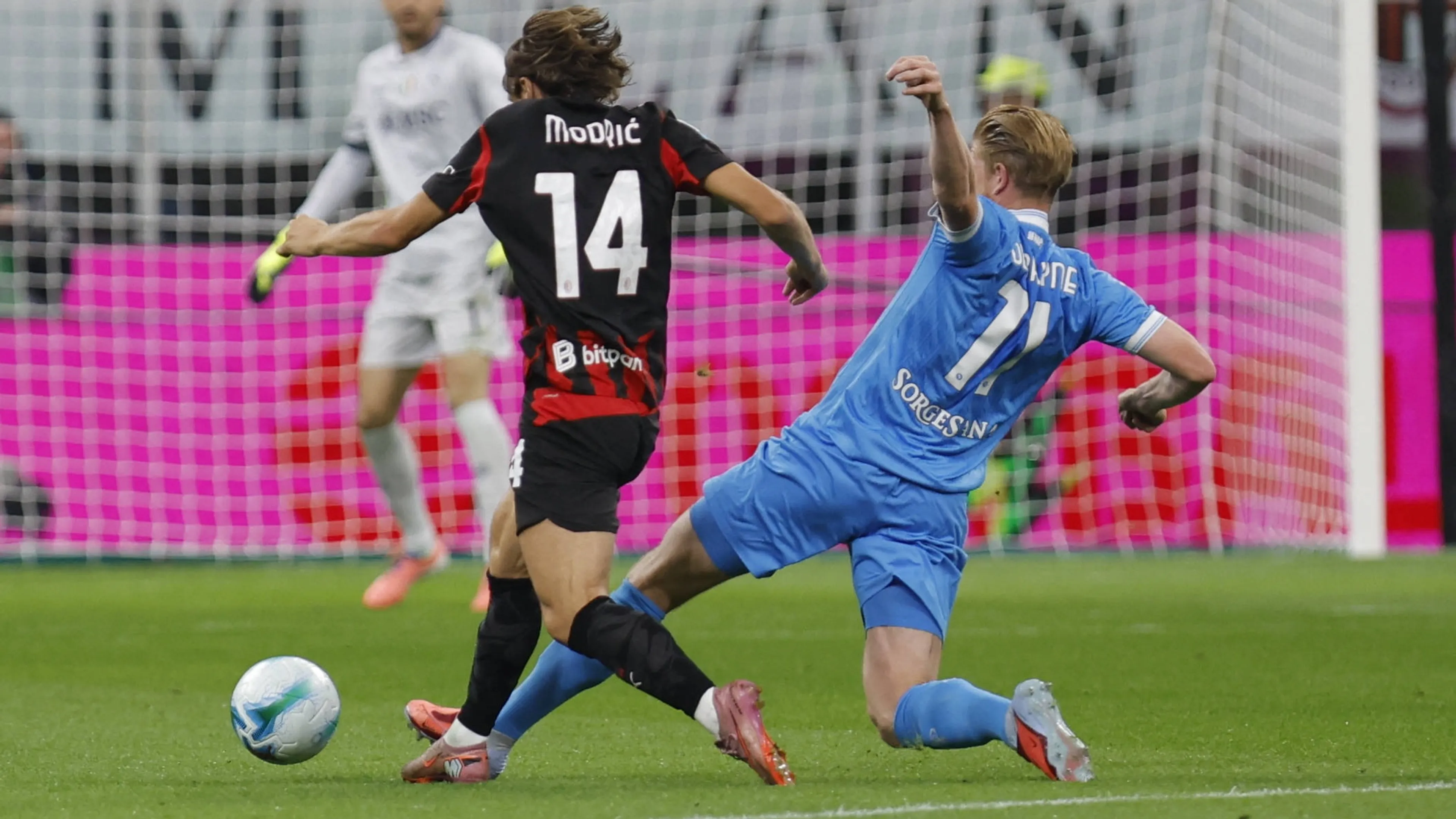 Milan-Napoli, Auriemma durissimo: "De Bruyne impalpabile. Rispetto a Modric sembrava lui il 40enne"