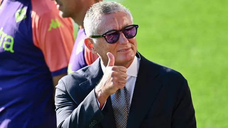 /images/c/a/l/calcio-serie-a-acf-fiorentina-training-session-acf-fiorentina-s-sporting-director-daniele-prade-during-acf-fiorentina-training-session-italian-soccer-serie-a-match-in-bagno-a-ripoli-fi-italy-july-15-2025-bagno-a-ripoli-fi-italy-copyright-xipaxsport-abacaxjpg_1757576587190.jpg