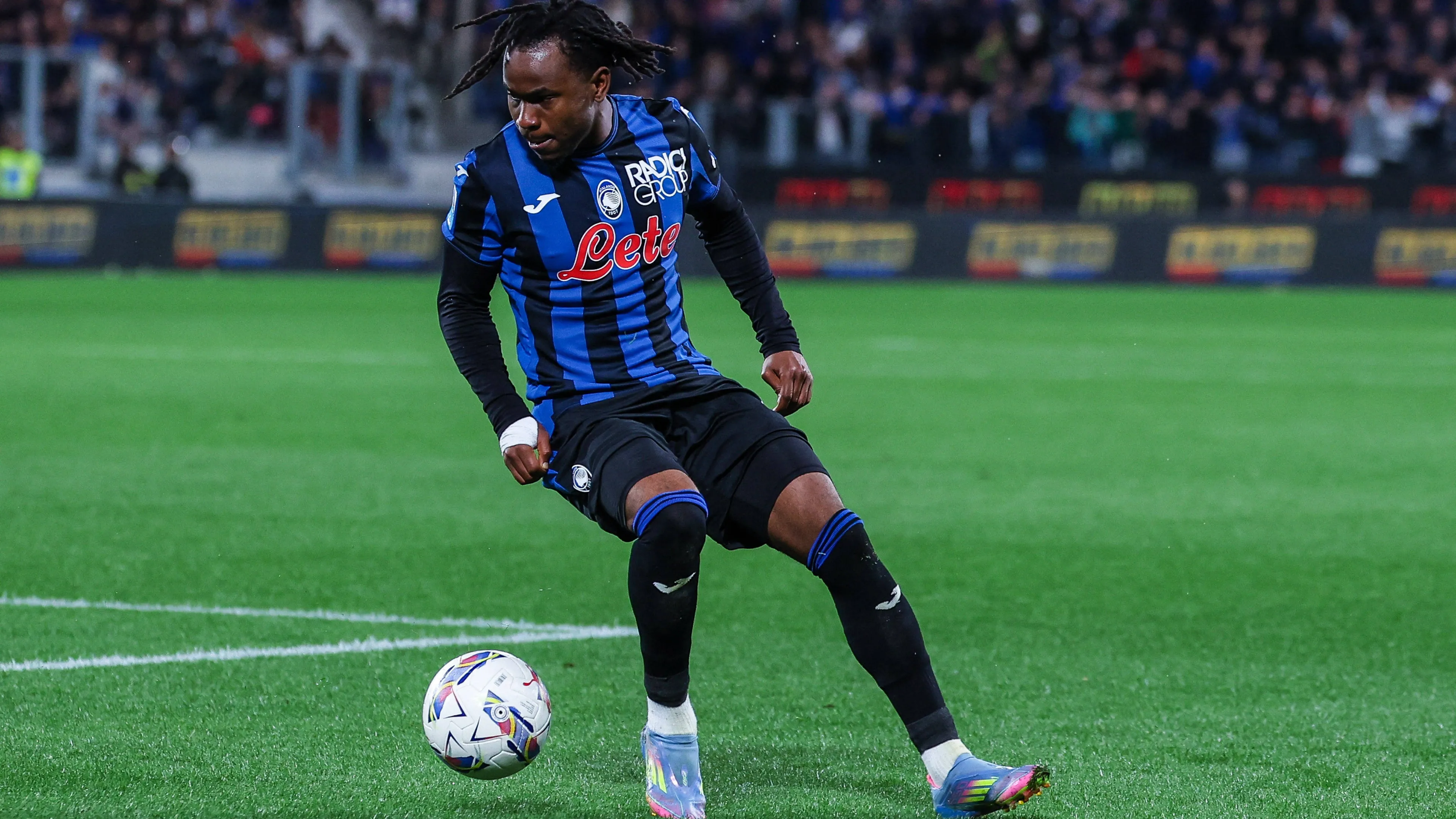 Atalanta, arriva la decisione su Lookman. SKY: "Si allenerà da solo fino a fine mercato"