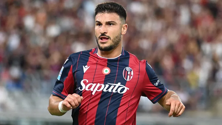 /images/c/a/l/calcio-serie-a-bologna-fc-vs-como-1907-riccardo-orsolini-bologna-fc-in-action-during-bologna-fc-vs-como-1907-italian-soccer-serie-a-match-in-bologna-italy-august-30-2025-bologna-italy-copyright-xipaxsport-abacaxjpg_1757664578416.jpg