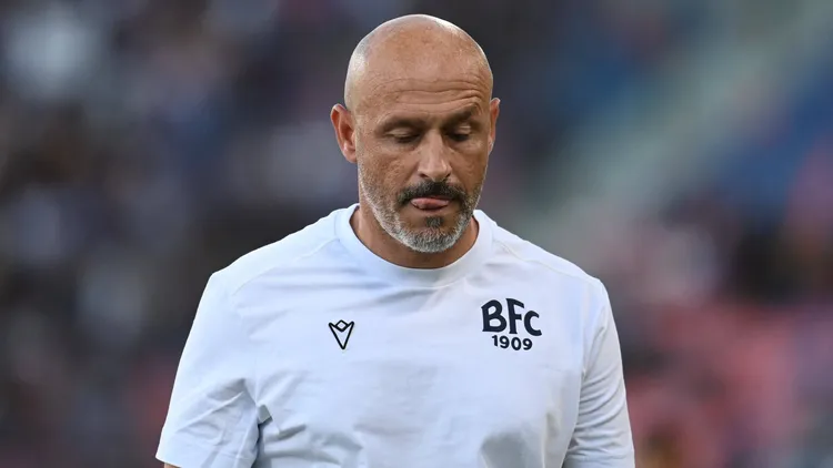 /images/c/a/l/calcio-serie-a-bologna-fc-vs-como-1907-vincenzo-italiano-bologna-fc-portrait-during-bologna-fc-vs-como-1907-italian-soccer-serie-a-match-in-bologna-italy-august-30-2025-bologna-italy-copyright-xipaxsport-abacaxjpg_1757428562382.jpg