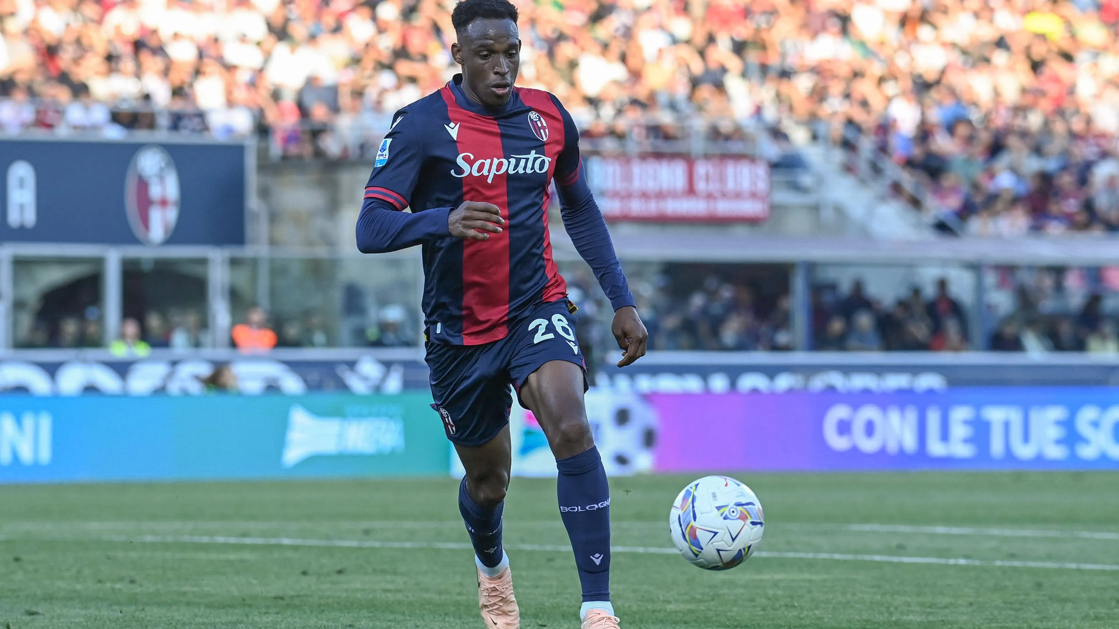 Bologna, nuova offerta del Sunderland per Lucumì: sul piatto 28 milioni
