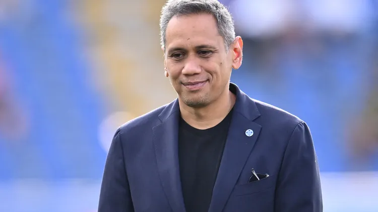 /images/c/a/l/calcio-serie-a-como-1907-vs-ss-lazio-mirwan-suwarso-presidend-of-como-1907-particphoto-by-ipa-abacapresscomtes-in-the-first-day-of-the-serie-a-championship-between-como-1907-and-ss-lazio-at-the-giuseppe-sinigaglia-stadium-on-august-24-2025-in-como-italy-como-italy-copyright-xipaxsport-abacaxjpg_1756236190306.jpg