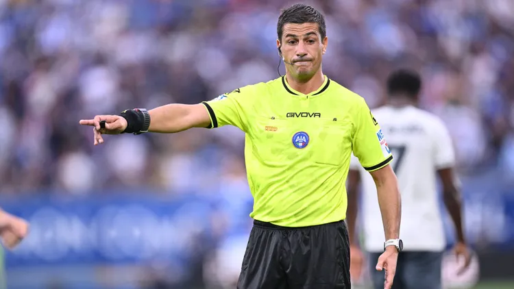 /images/c/a/l/calcio-serie-a-como-1907-vs-ss-lazio-referee-gianluca-manganiello-particphoto-by-ipa-abacapresscomtes-in-the-first-day-of-the-serie-a-championship-between-como-1907-and-ss-lazio-at-the-giuseppe-sinigaglia-stadium-on-august-24-2025-in-como-italy-como-italy-copyright-xipaxsport-abacaxjpg_1756281497879.jpg