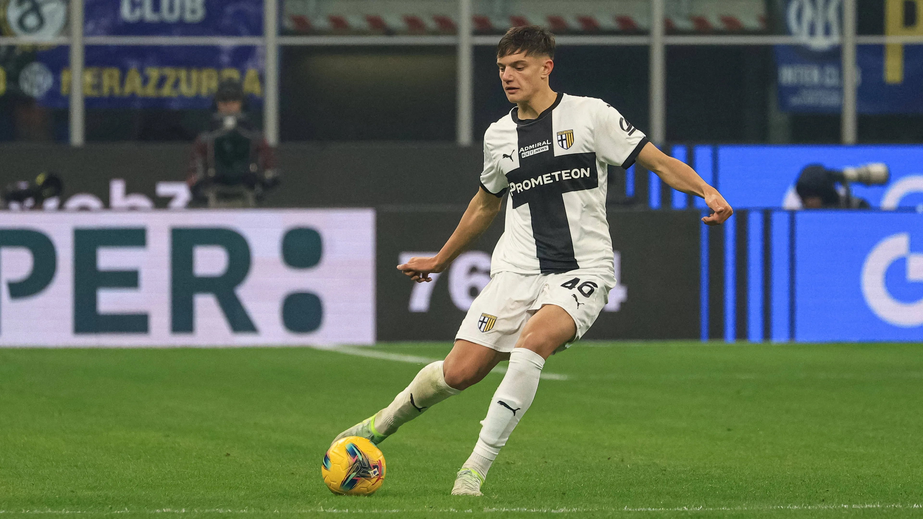 il parma rifiuta 35 milioni per leoni