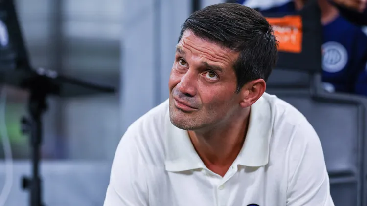 /images/c/a/l/calcio-serie-a-inter-fc-internazionale-vs-udinese-calcio-cristian-chivu-head-coach-of-fc-internazionale-reacts-during-serie-a-2025-26-football-match-between-fc-internazionale-and-udinese-calcio-at-san-siro-stadium-milan-italy-copyright-xipaxsport-abacaxjpg_1757844910923.jpg