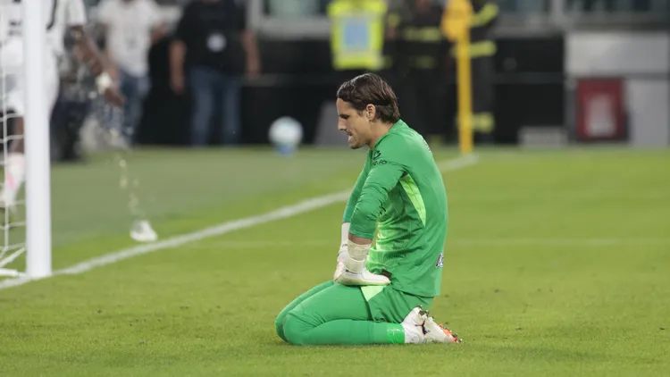 /images/c/a/l/calcio-serie-a-juventus-fc-vs-inter-fc-internazionale-yann-sommer-of-fc-inter-during-the-italian-serie-a-season-2025-2026-football-match-between-juventus-fc-and-fc-inter-on-13-september-2025-at-allianz-stadium-turin-italy-photo-nderim-kaceli-turin-italy-copyright-xipaxsport-abacaxjpg_1757921226998.jpg