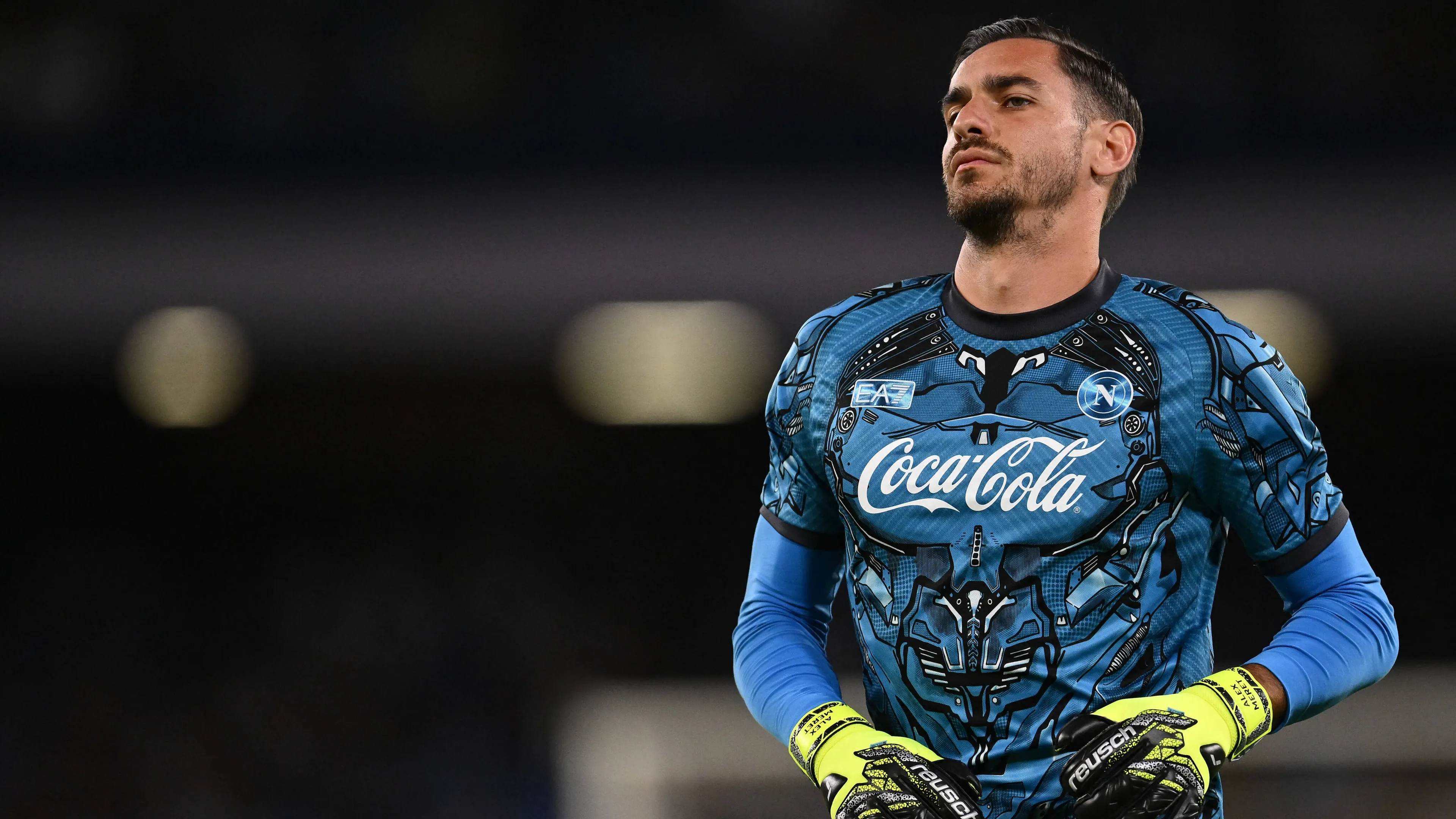 infortunio per meret del napoli