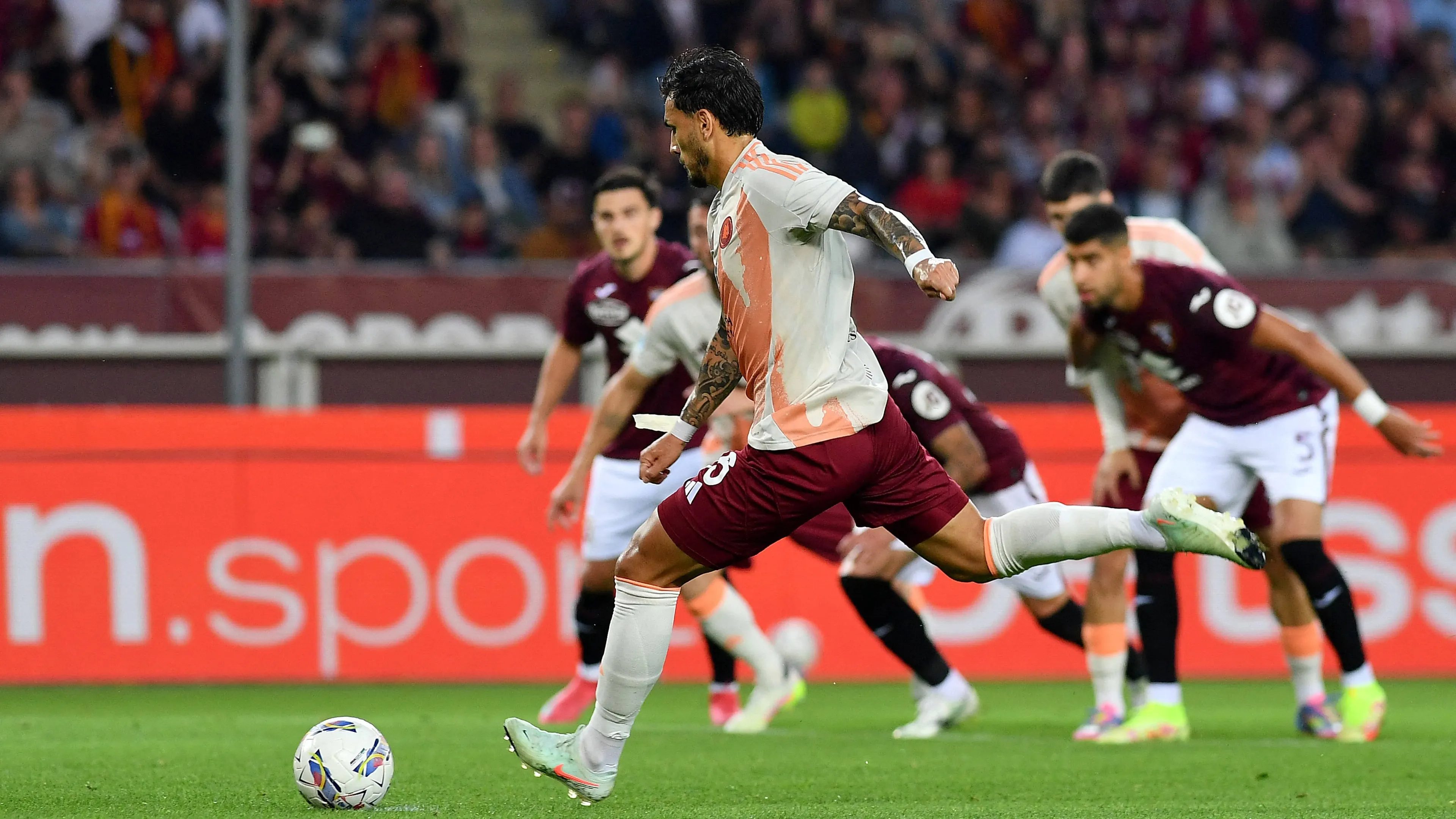 Roma, scenario a sorpresa per Paredes: ancora nessuna offerta da parte del Boca