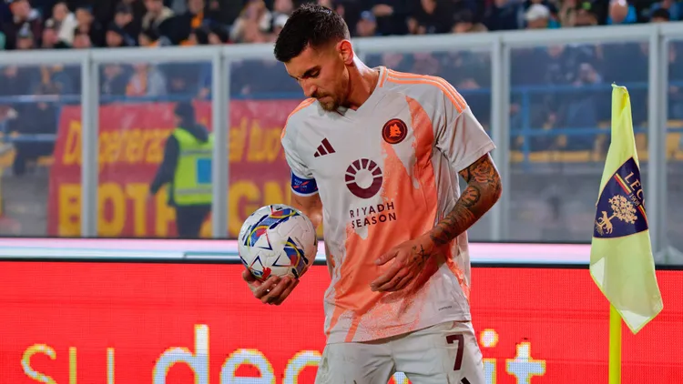 /images/c/a/l/calcio-serie-a-us-lecce-vs-as-roma-lorenzo-pellegrini-of-as-roma-during-us-lecce-vs-as-roma-italian-soccer-serie-a-match-in-lecce-italy-march-29-2025-lecce-italy-copyright-xipaxsport-abacaxjpg_1750917886582.jpg