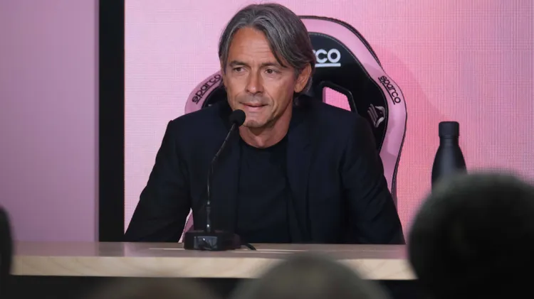 /images/c/a/l/calcio-serie-b-filippo-inzaghi-new-coach-palermo-calcio-press-conference-pk-pressekonferenz-palermo-fc-s-new-head-coach-filippo-inzaghi-during-his-official-press-conference-at-cfa-palermo-during-filippo-inzaghi-new-coach-palermo-calcio-press-conference-italian-soccer-serie-b-match-in-palermo-italy-june-26-2025-palermo-italy-copyright-xipaxsport-abacaxjpg_1750959941629.jpg