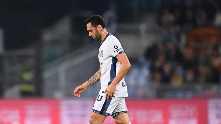 /images/c/a/l/calhanoglu-acerbi-infortunio-inter-juve.jpg