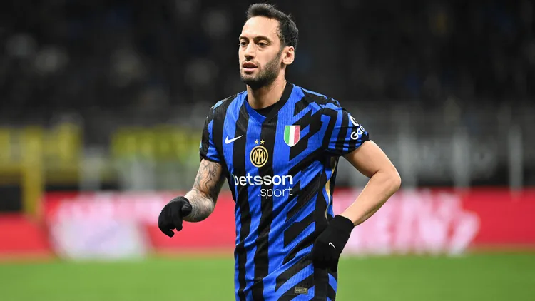 /images/c/a/l/calhanoglu-inter-milan.png