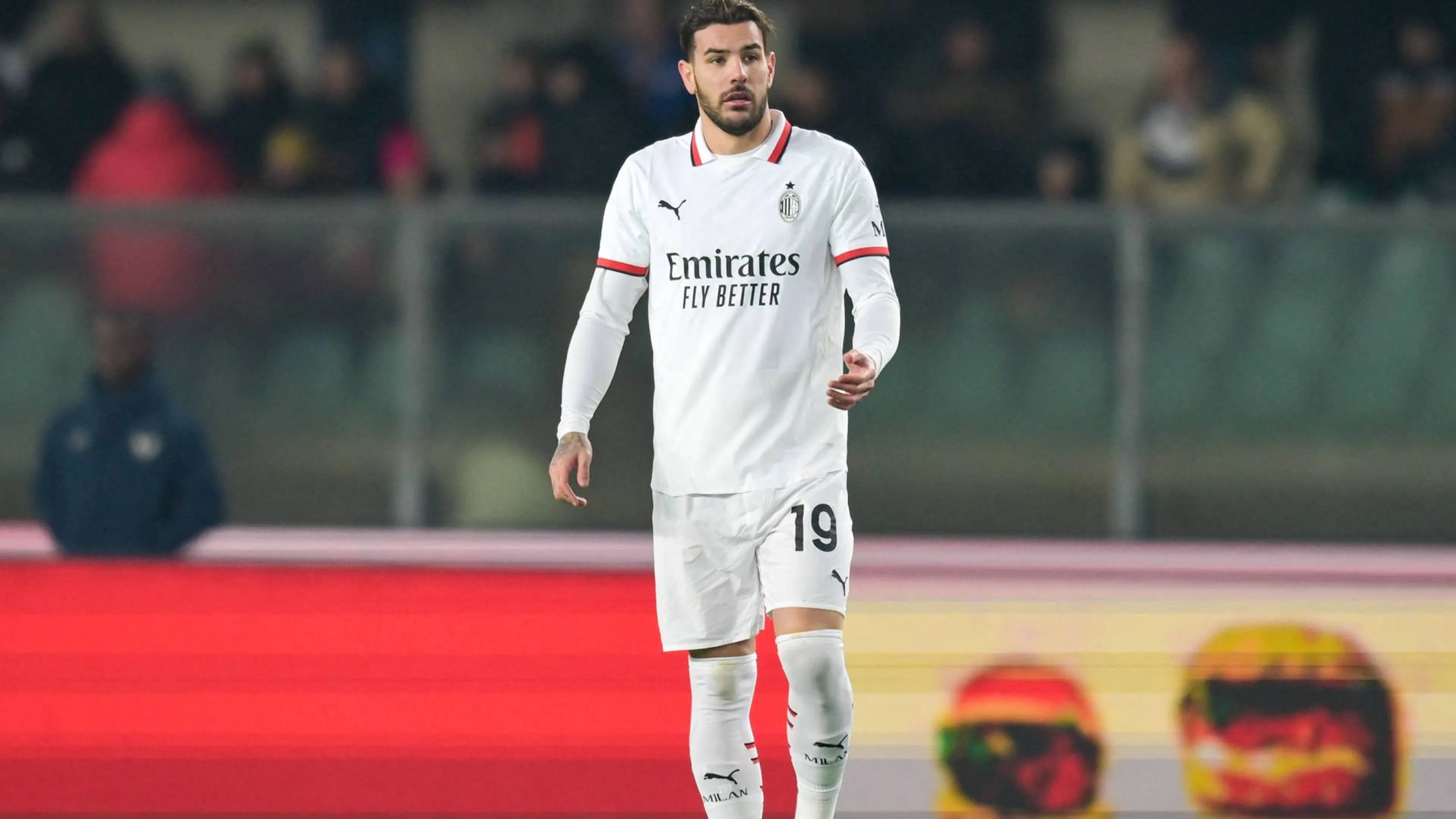 Copertina di Theo Hernandez, Pellegatti sicuro: "Giocherebbe solo in caso di mancanza di uomini"
