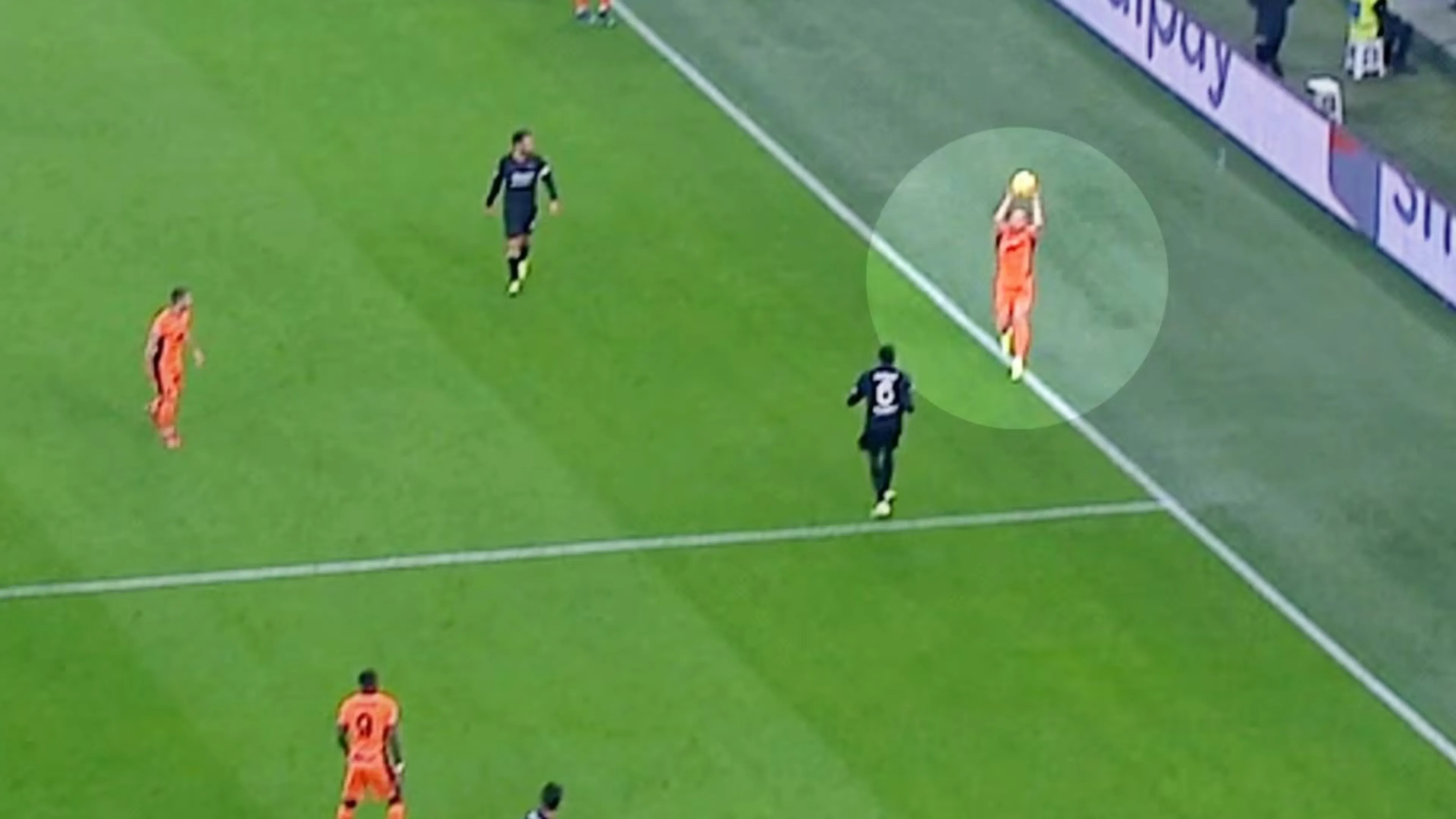 Copertina di Ancora polemiche per la rimessa di Carlos Augusto, ma Marelli spiega perché l'arbitro non ha fischiato controfallo