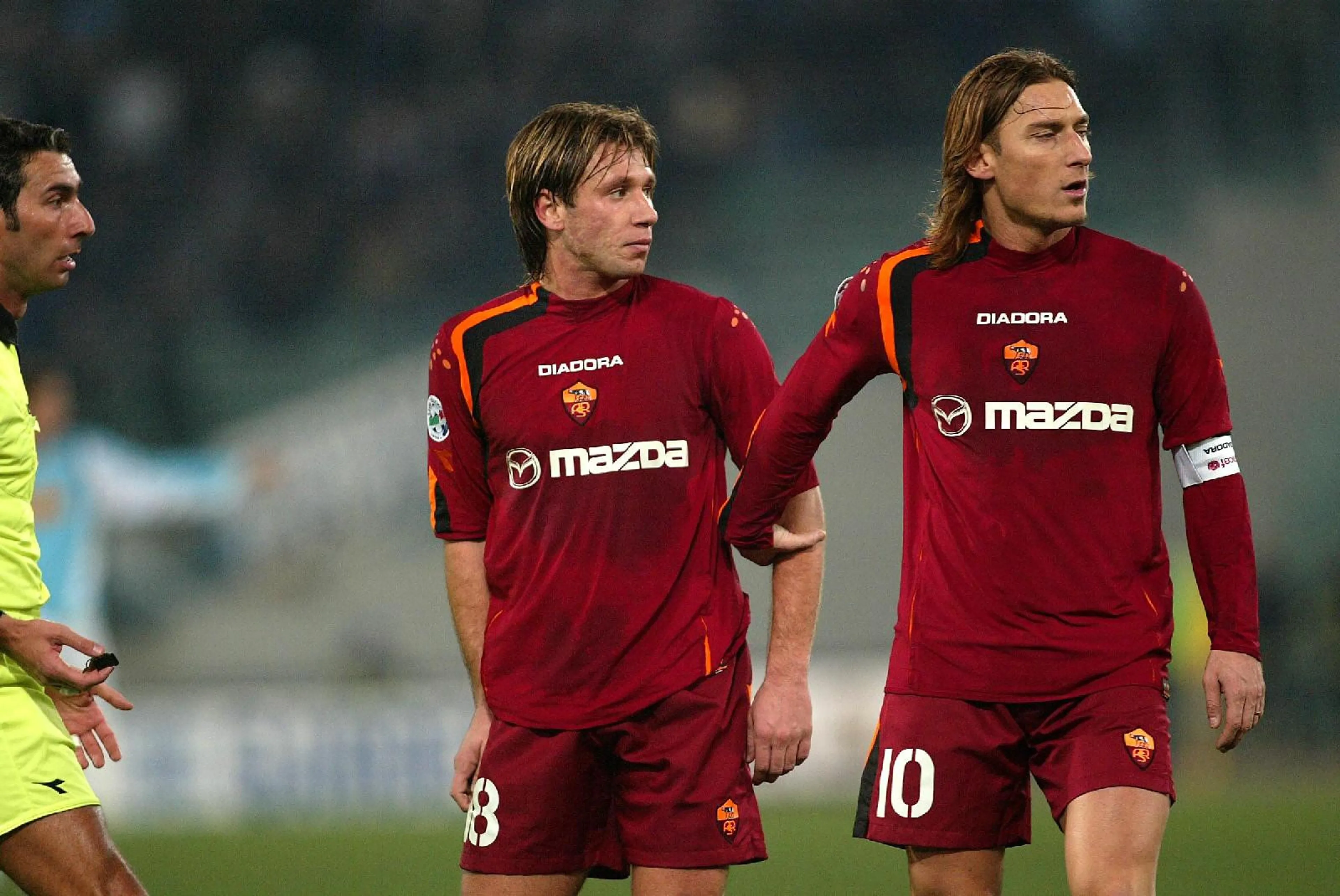 Copertina di Cassano, che bordata a Totti: “Tra 20 anni sarà dimenticato”. Tifosi della Roma infuriati