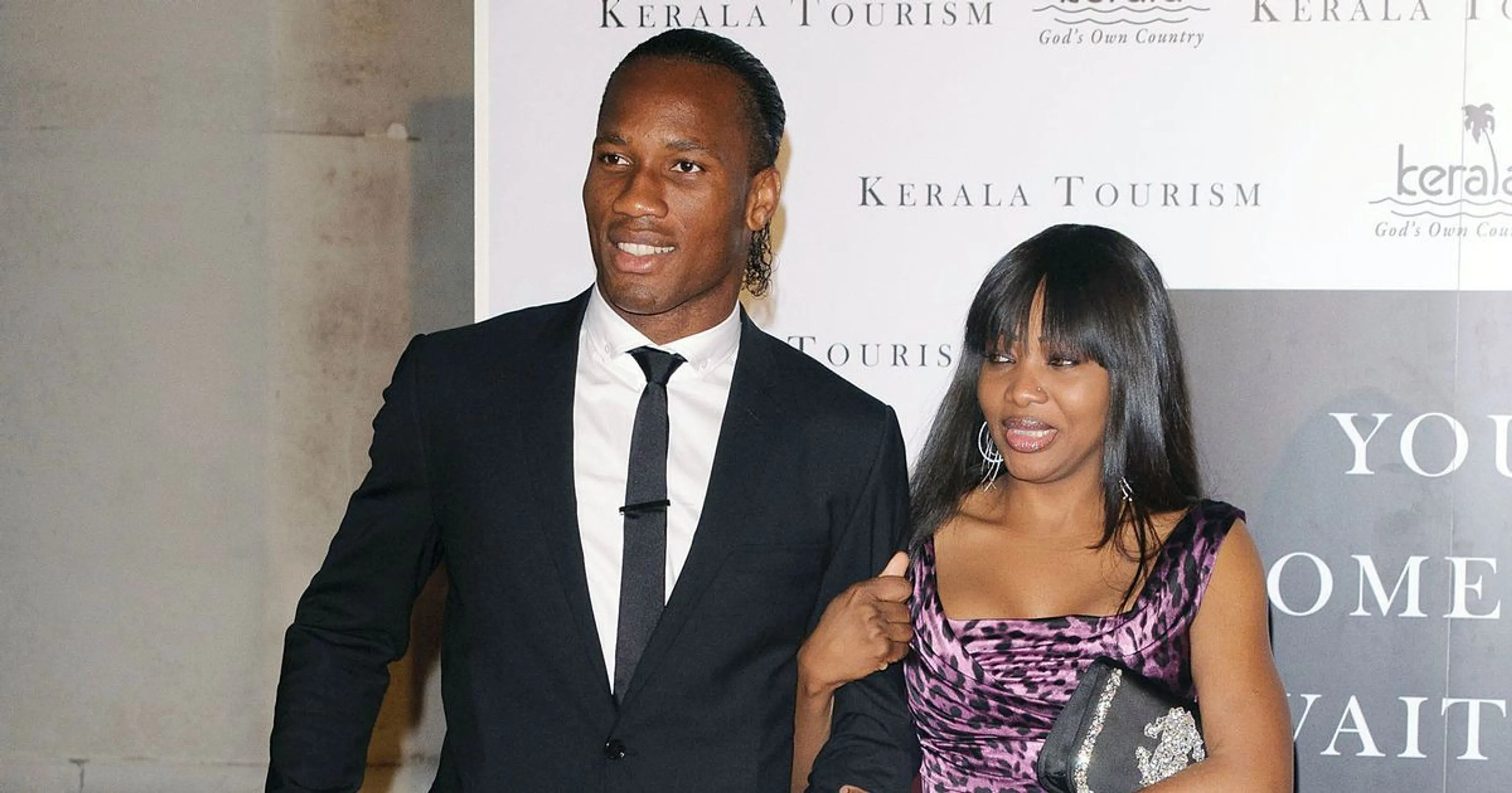 Copertina di Drogba, video a luci rosse sul web: l’ivoriano spiega di non aver tradito la moglie